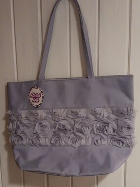 Floral Rosette Tote in Light Smokey Lavender